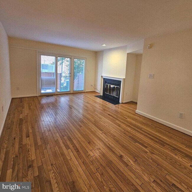 Photo - 1119 N Stuart St