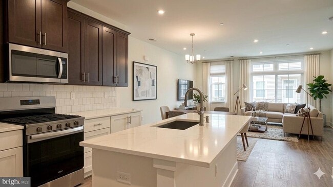 Building Photo - 18104 Donatello Dr