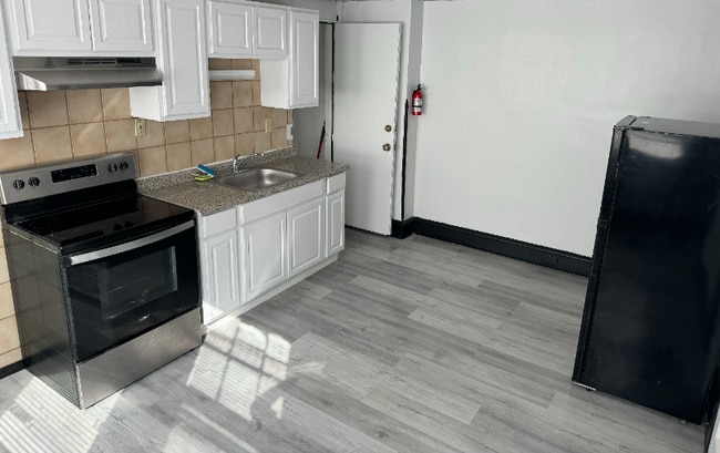 Photo - 1031 Marion St Unidad 2