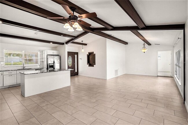 Photo - 1640 Picardy Cir