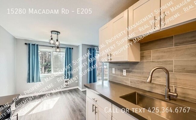 Photo - 15280 Macadam Rd S