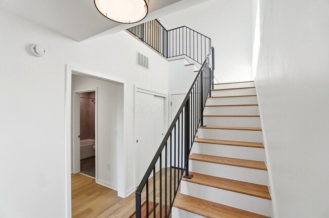 Photo - 33 N Blacksmith Ln