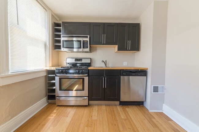 Photo - 1929 Arlington Ave Unit 1