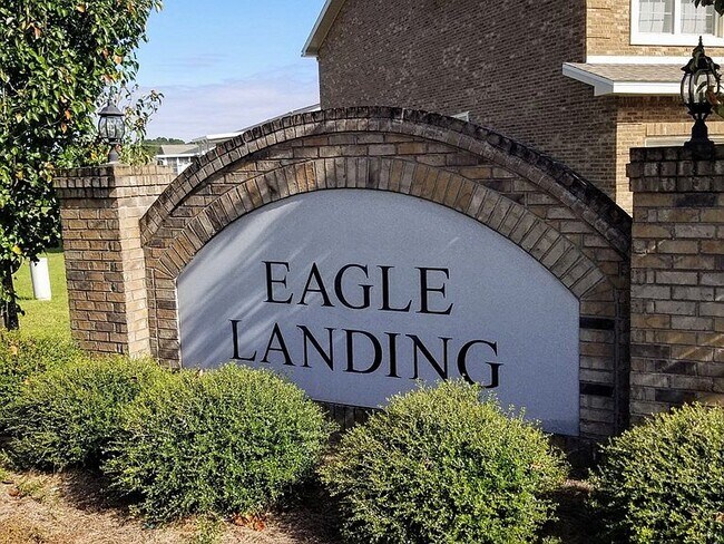 Photo - 107 Peregrine Way