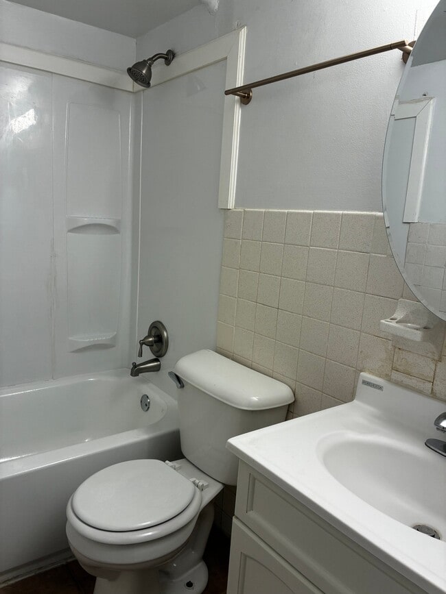 Photo - 728 Ohio Pike Unit 3