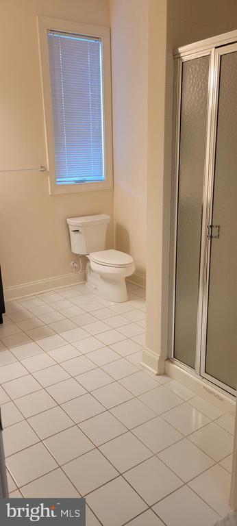 Photo - 1 N Commerce Square