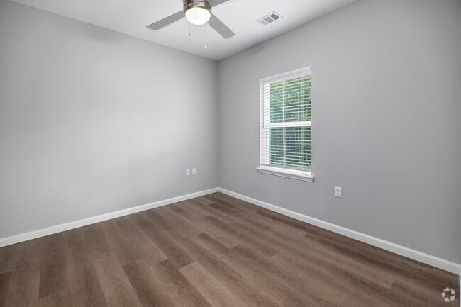 2BR, 2BA - 975SF-Bedroom