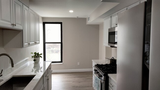 Photo - 112 Duvall Ln Unit 304