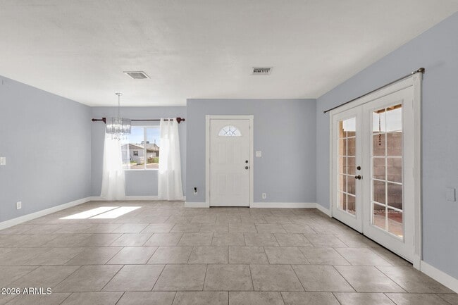 Photo - 3428 W Willetta St