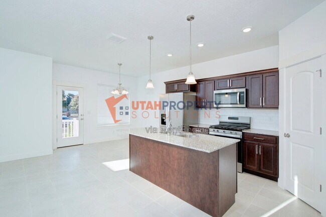 Photo - 1731 Jadeite Ln