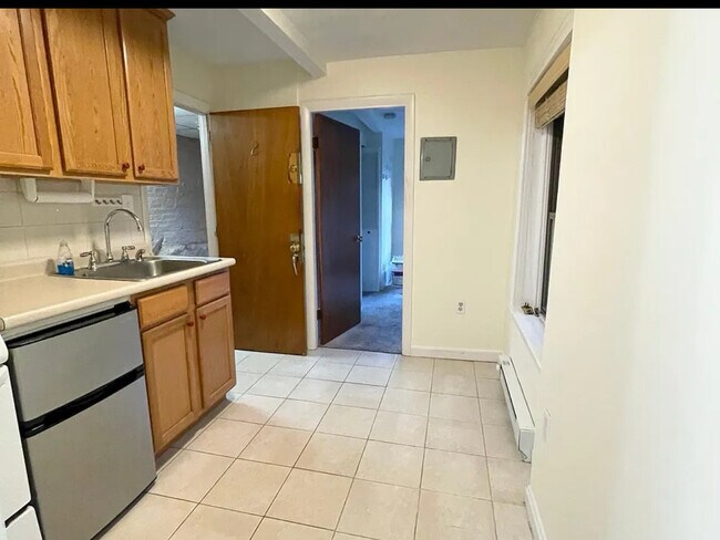 Photo - 7 Grove St Unit 2