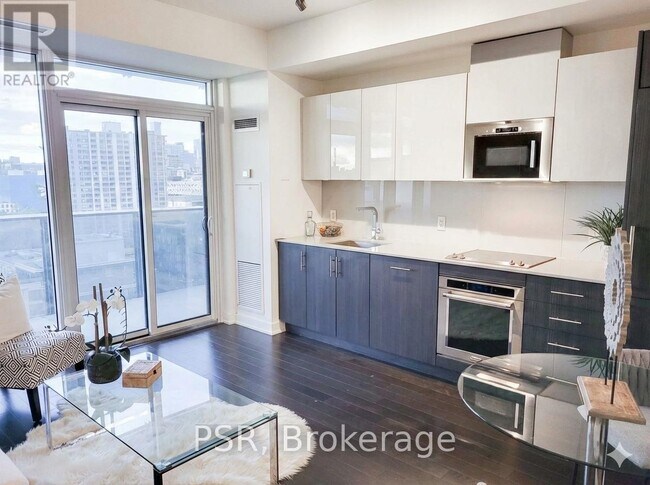 Photo - 330 Richmond St W Unité 1808