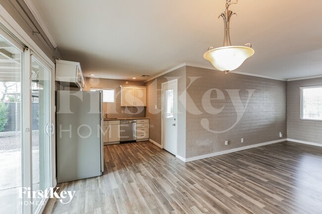 Photo - 14832 N 35th Pl