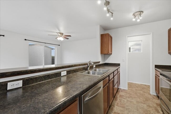 Photo - 3Bd/2Ba Lake Stevens Home