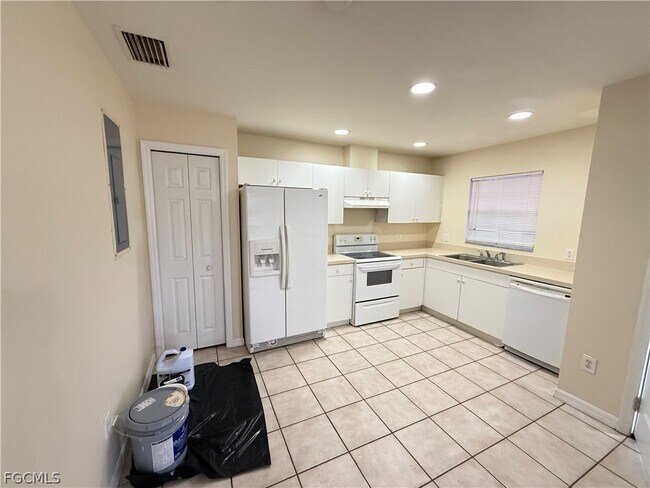 Photo - 2217 Leda Ave S