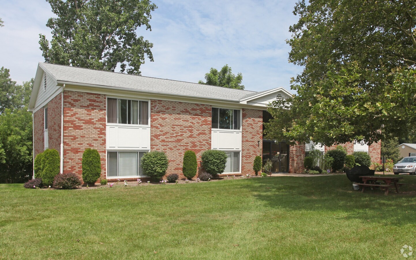 The Villager Apartments - The Villager Apartments
