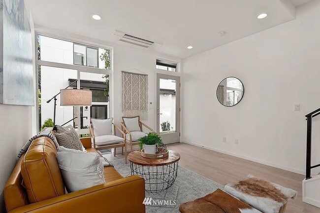 Photo - 3833 23rd Ave W