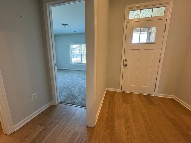 Photo - Spacious home with a fence, in PRIME location with a move in special