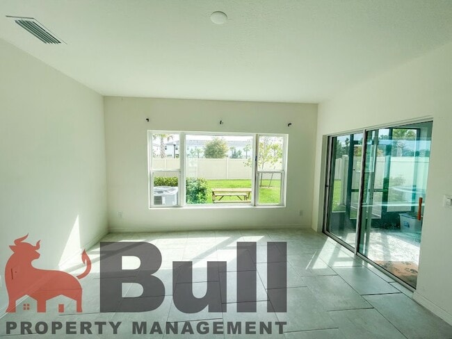 Photo - 4907 Conifer Cone Dr