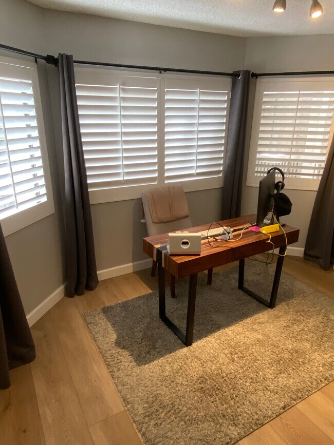 Dining Area - 365 W Alameda Ave Unit 204