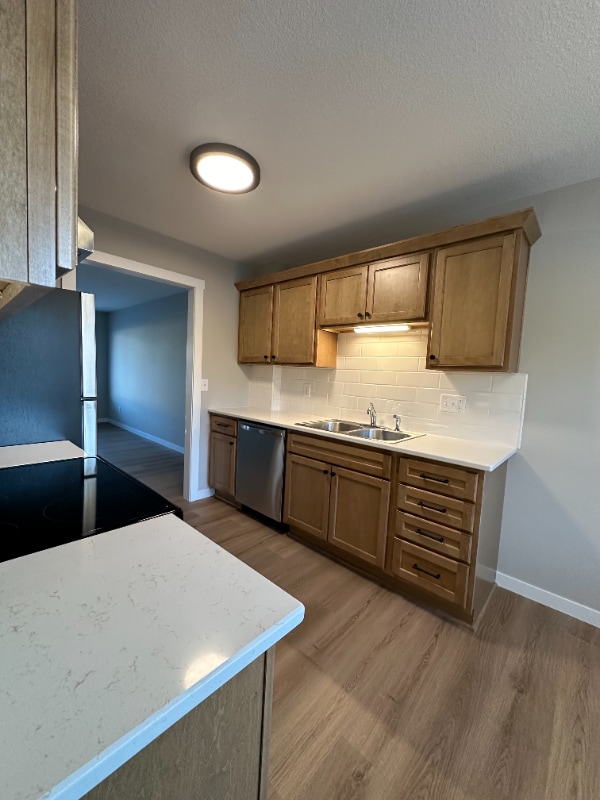 Photo - 605 N Grove St