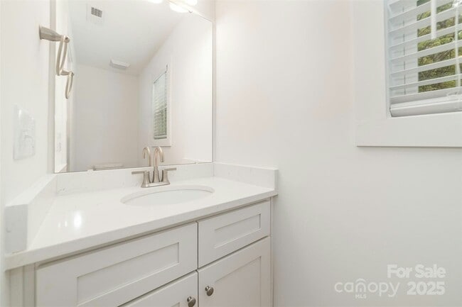 Photo - 213 Rosemont Ave