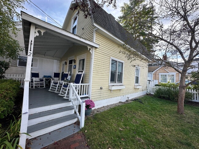Building Photo - 2BR WINTER RENTAL, Fully Furnished– Heat Included, Near Downtown Kennebunkport