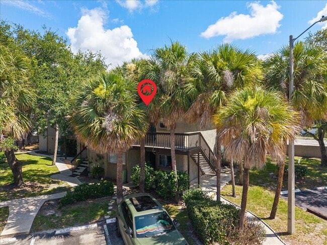 Building Photo - 6345 Newtown Cir Unit 45B2