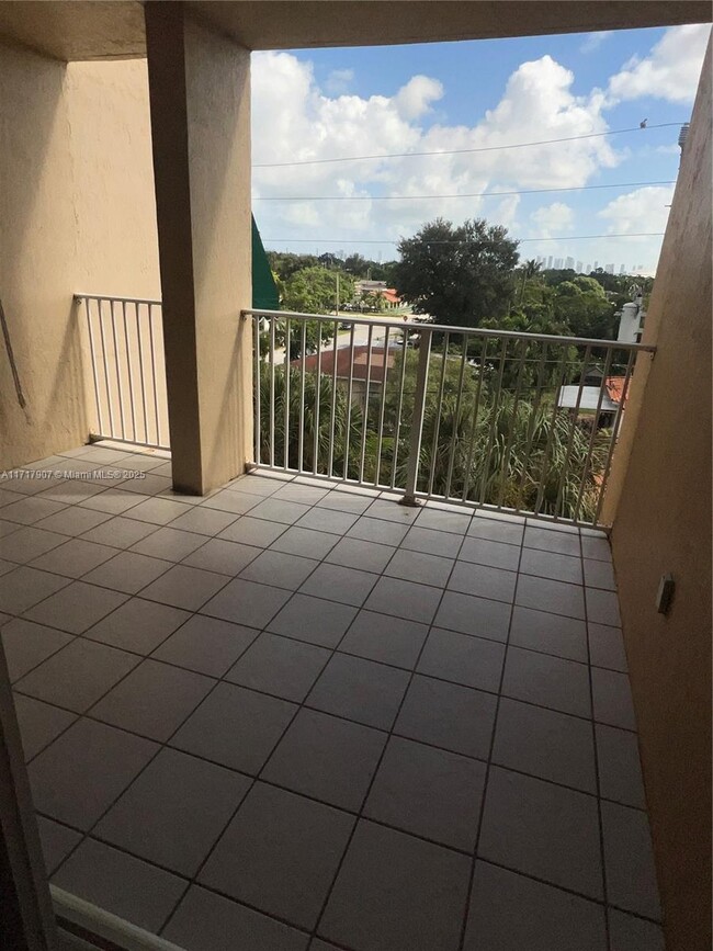 Photo - 814 NW 36th Ave Condominio Unidad 406