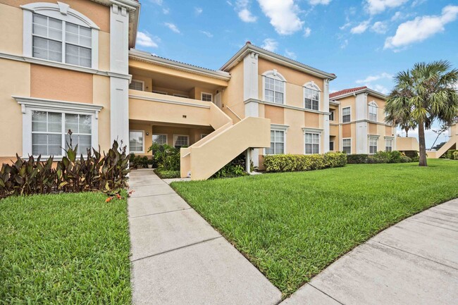 2/2 condo at the Villagio becoming availab... - 2/2 condo at the Villagio becoming availab... Unit 203