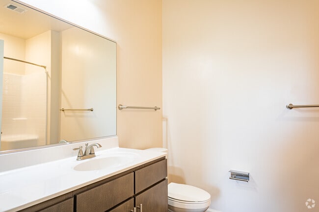 Great Northern w Den- 2BR, 2BA