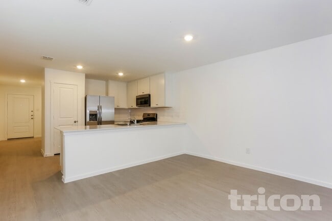 Photo - 1344 Amapola Dr