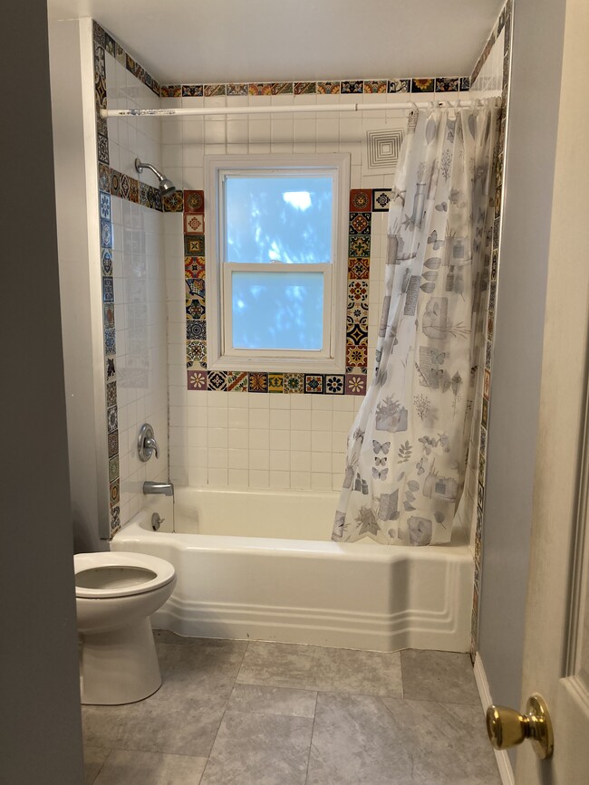 Photo - 200 Railroad Cir