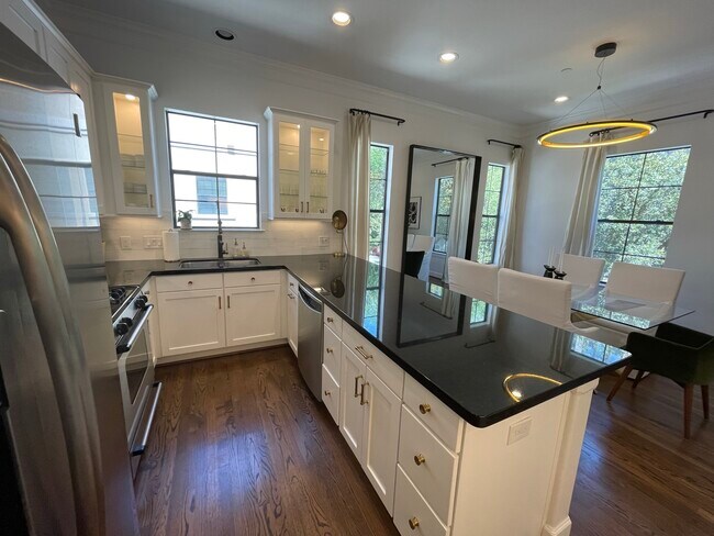 All New Cabinets and Hardware - 2210 Mid Ln Unit 105