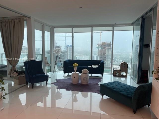 Photo - 1040 Biscayne Blvd Unidad 2607