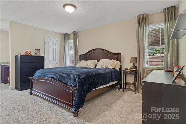 Photo - 2224 Pinebrook Cir