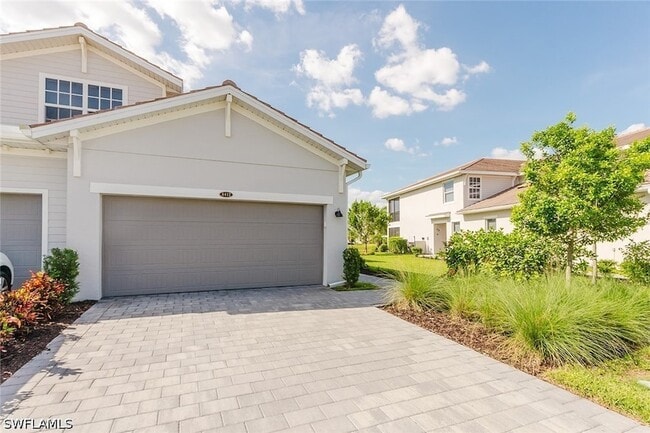 Photo - 5739 Oakmont Ct Unit 8412