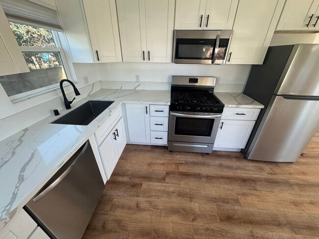Photo - 6737-43 Thomson Ct. Unit 6737