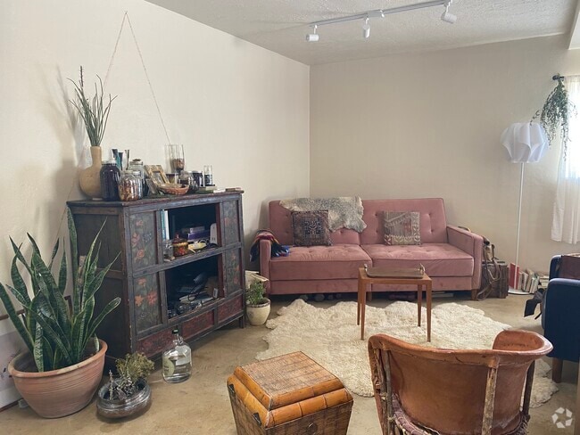 Building Photo - 1824 Hopewell St Unit C Rental