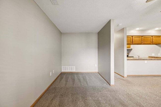 Whether you envision a cozy reading nook, home office, or additional lounge space, this versatile area is ready to adapt to the way you live.