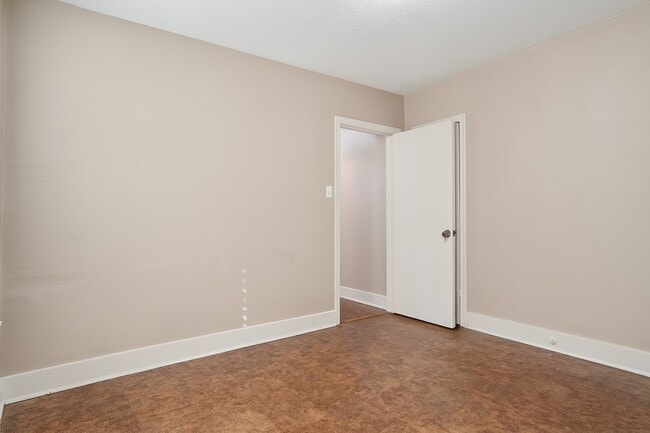 Photo - 6113 Ave Q 1/2