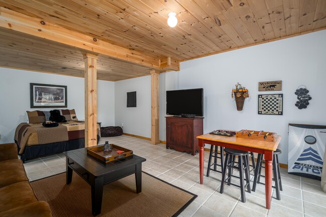Photo - 363 Palisade Dr
