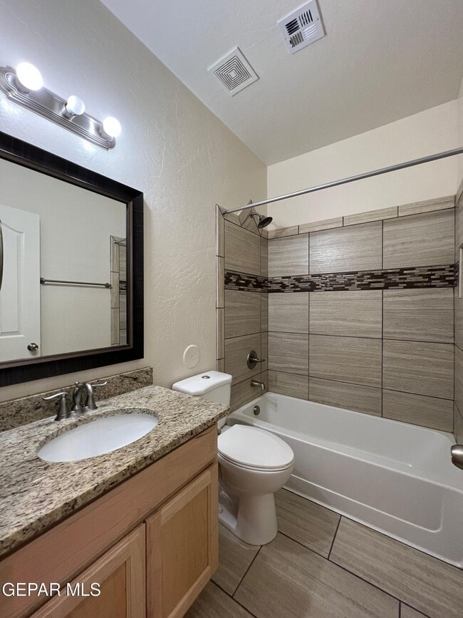 Photo - 147 N Manzanita Dr
