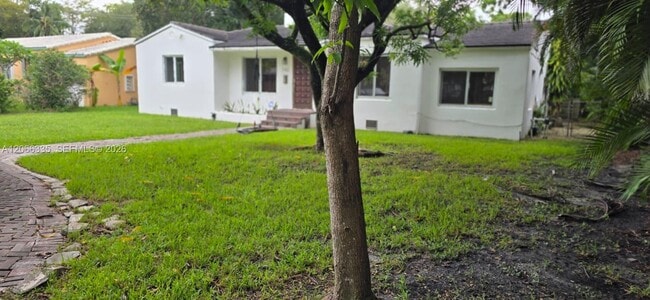 Photo - 142 NW 98th St