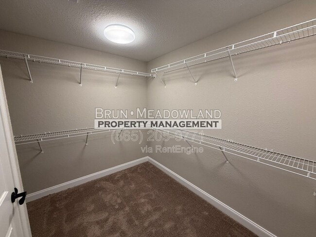 Photo - 3869 Doral Dr