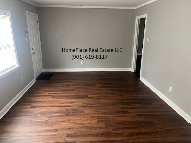 Photo - 447 Rosewood Ave