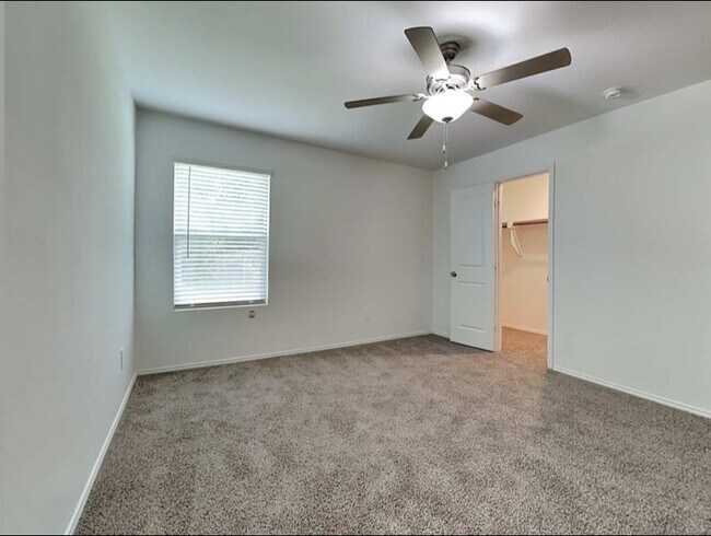 Building Photo - 2745 Van Buren Dr