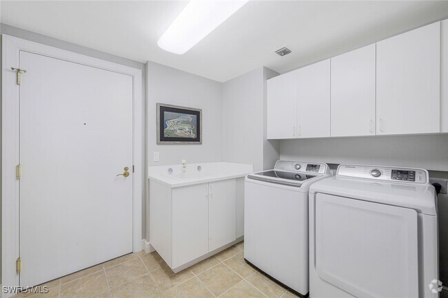 Building Photo - 1060 Borghese Ln Unit 2002 Rental