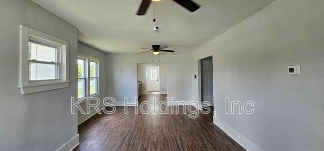 Photo - 515 Powhatan Pkwy
