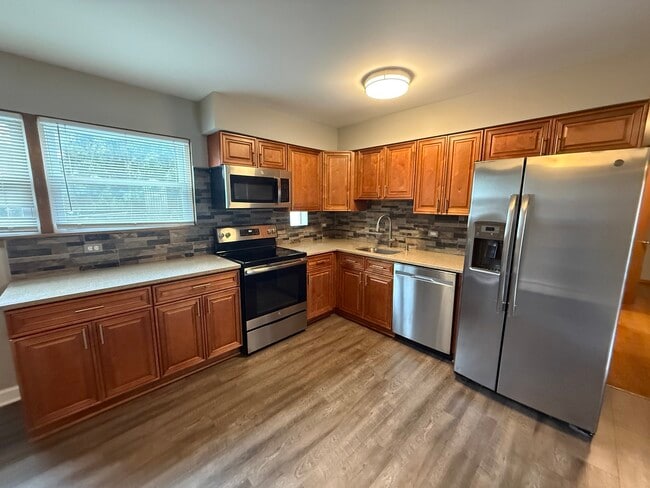 Photo - 13 Scotdale Rd Unit 1